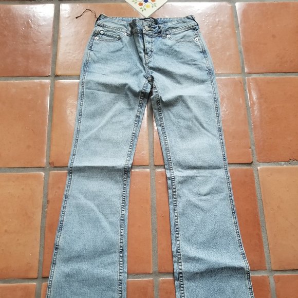 LONDONJEAN VS Uplift Light Wash Stretch Jean - Picture 10 of 12